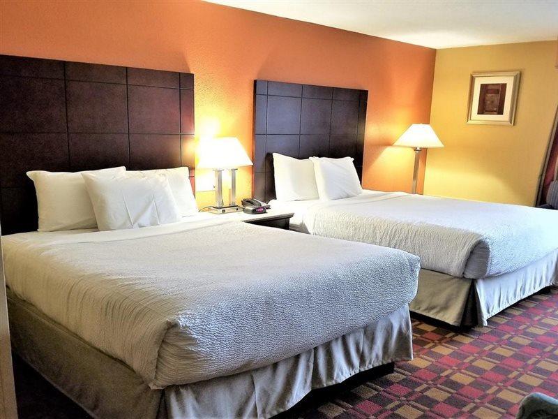 Howard Johnson By Wyndham Clifton Nj Екстериор снимка